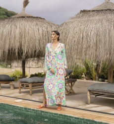 robe longue GUELIZ: couleur vert/orange - plastron decoré - détails floraux - manche longue boheme - Miss June Paris - 2