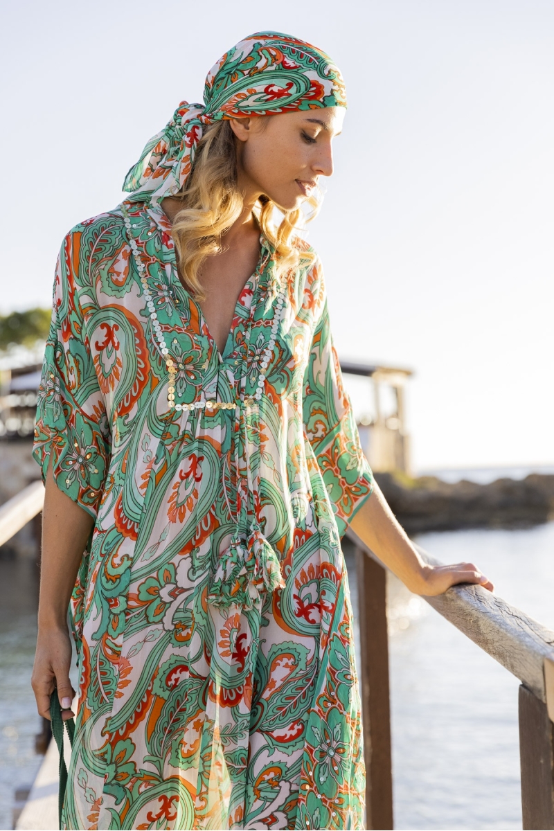 Caftan Long Caprera - vert - plastron décoré - manges longues - boho - Miss June Paris - 3