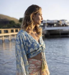 Top Sunday - blu / Maniche Sfumate Pesca - Maniche Lunghe - Stile Boho - Scollo a V - Miss June Paris - 2