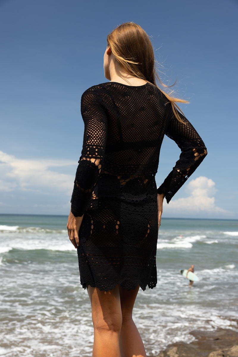 Vestido Corto Amelia - Negro - Escote Ajustable - Vestido de Ganchillo - Mangas Largas - Estilo Boho - Miss June Paris - 3