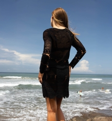 Vestido Curto Amelia - Preto - Decote Ajustável - Vestido de Crochê - Mangas Longas - Estilo Boêmio - Miss June Paris - 3