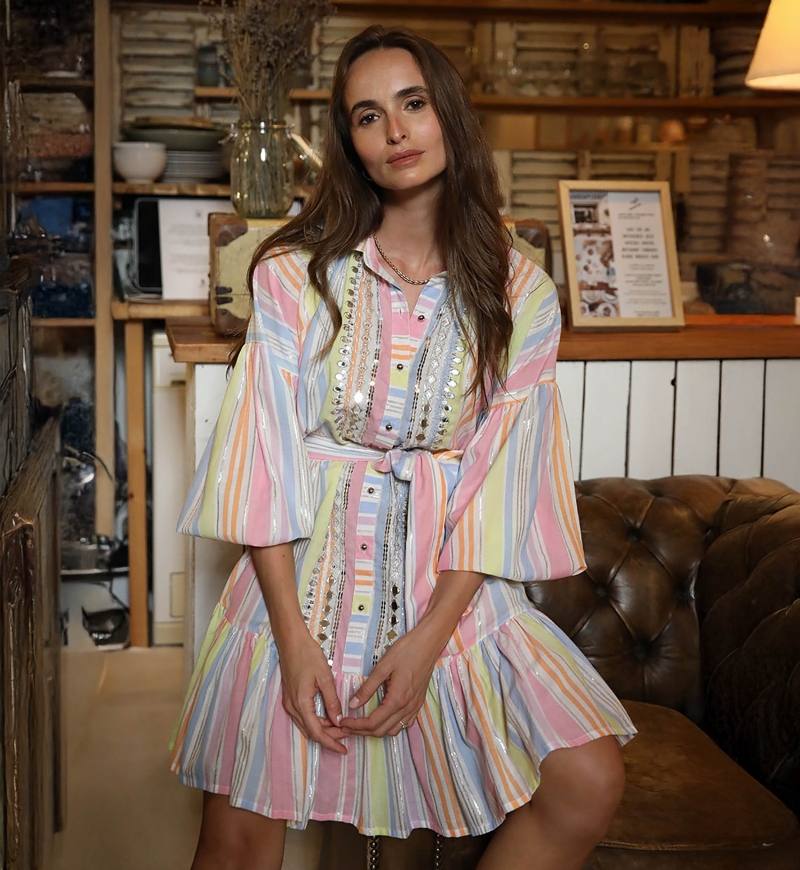 Vestito Corto Antonia: multicolore - a righe - scollo decorato con piccoli specchi - maniche lunghe - Miss June Paris - 5