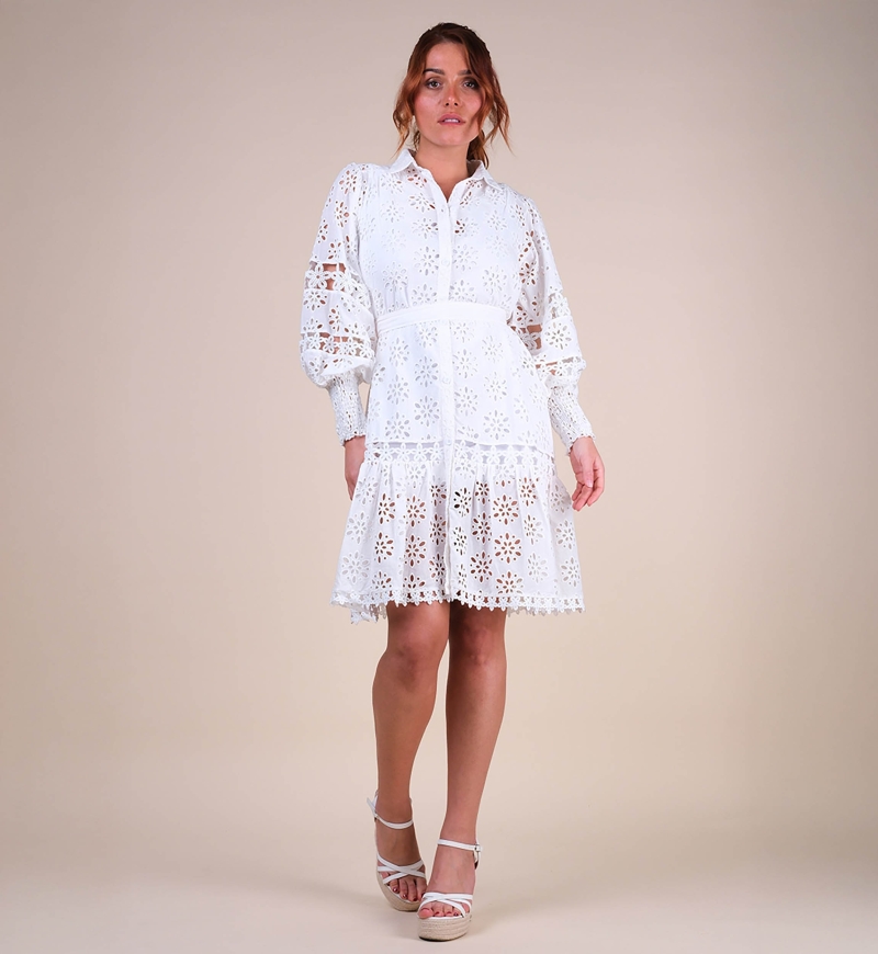 Vestido corto Oriana - blanco - manga larga - puños fruncidos - bordado delicado - Miss June Paris - 5