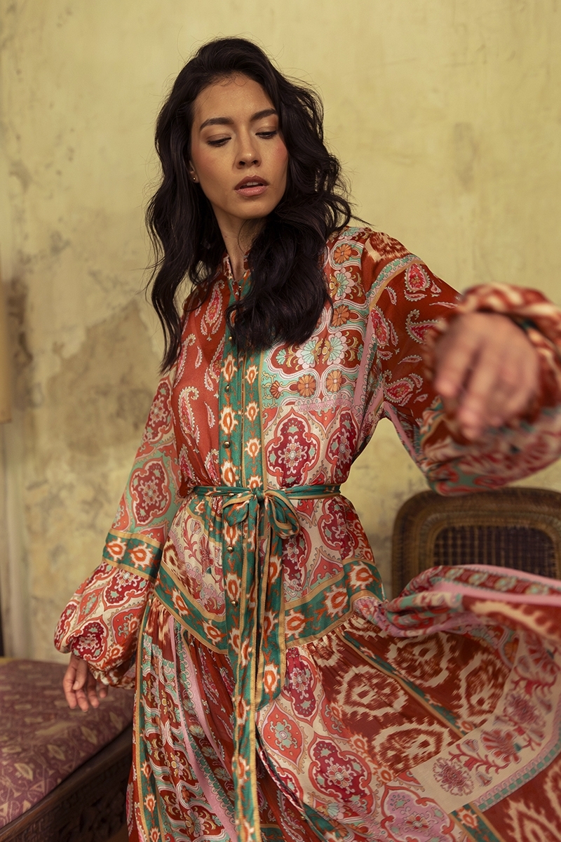 Vestido largo Jazmin - estampado paisley - multicolor - cinturón a juego - Miss June Paris - 4