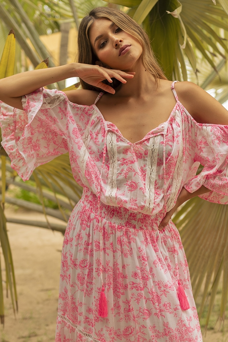 Robe longue Karena - robe blanche - imprimé rose fleuri - épaules dénudées - bretelles - Miss June Paris - 2