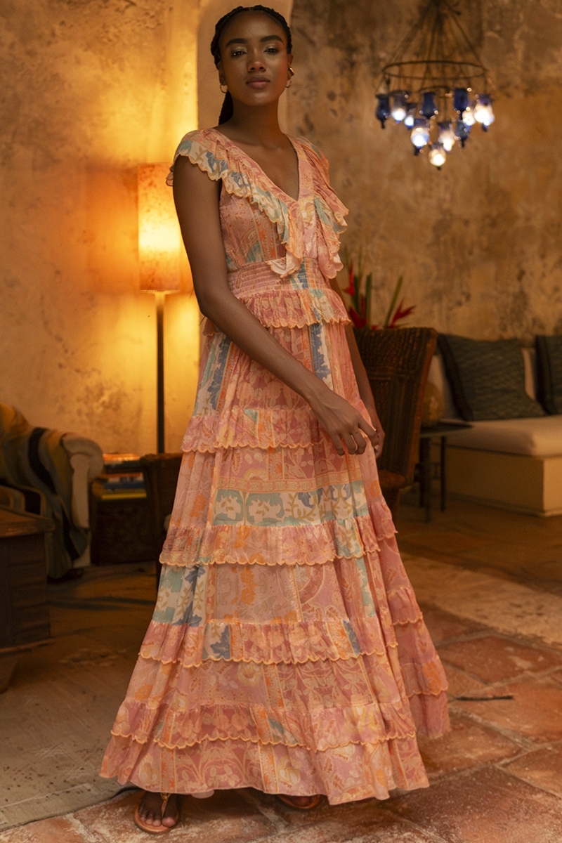 Vestido largo Estefania - vestido con volantes - escote en V - color melocotón - estampado floral - Miss June Paris - 4