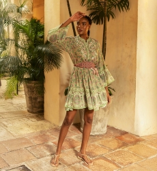 Vestido corto Helena - rosa y verde - delicado estampado floral - detalles bordados - Miss June Paris - 1