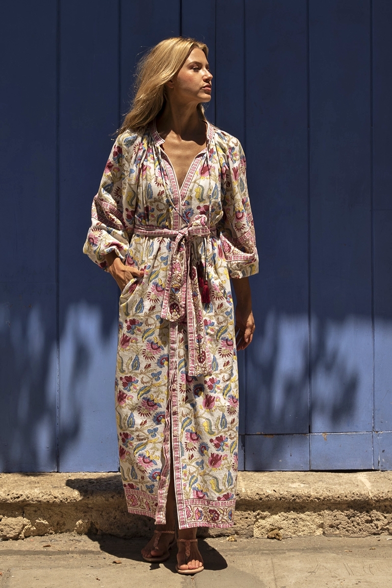 Robe Longue Adriana : multicouleur - imprimé fleuri - manches longues - ceinture assortie - Miss June Paris - 2