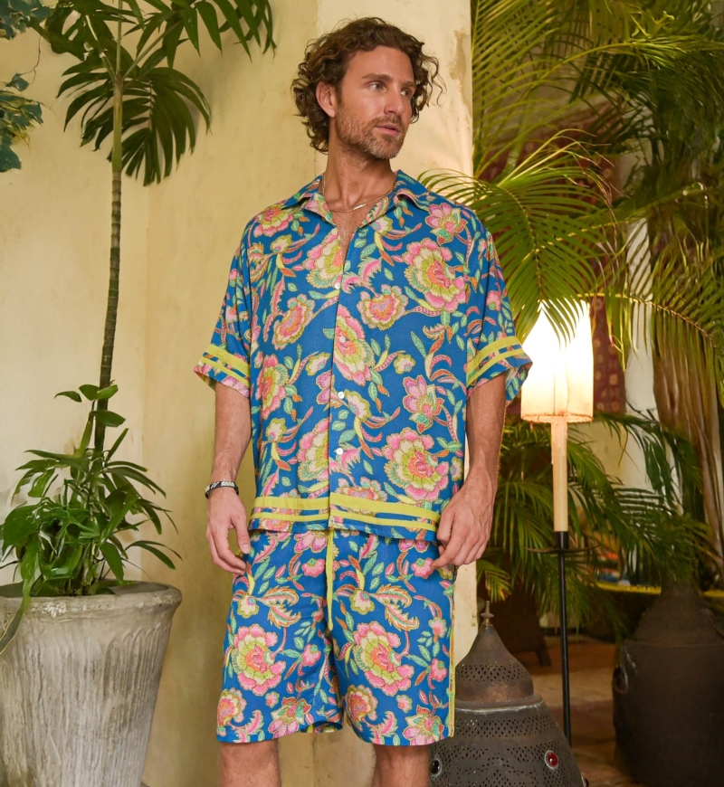 Camisa de Manga Curta Lorica – azul – estampa floral / multicolorida – tecido leve – coleção Shay – Miss June Paris – 4