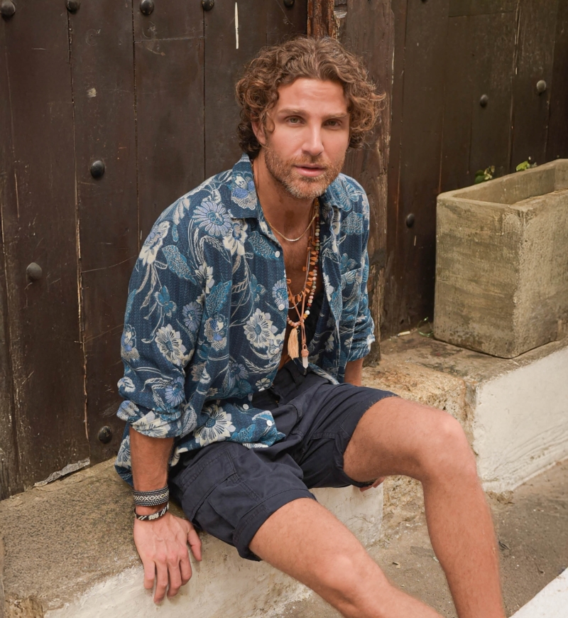 Camisa Guatape – azul marino – estampado floral – manga larga – colección Shay – Miss June Paris – 1