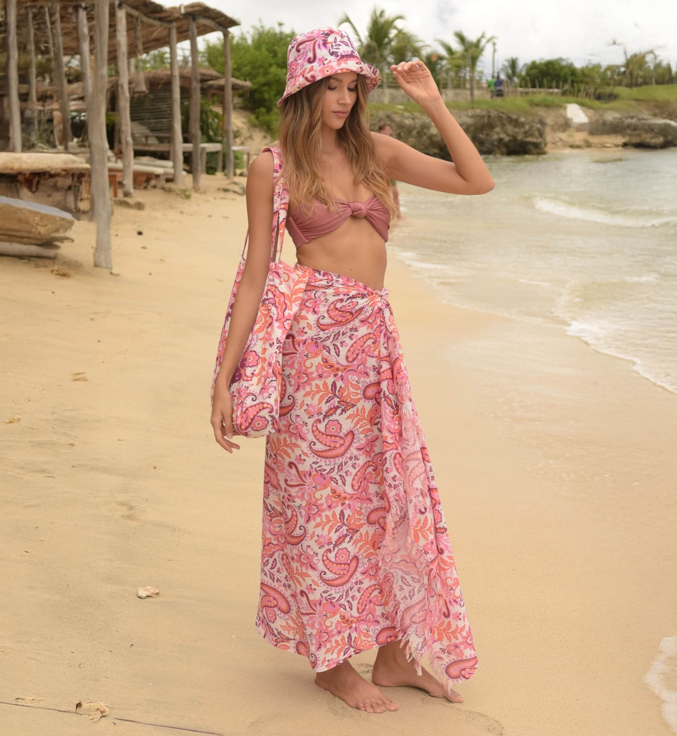 Strandset: Bob, Pareo und Tote Bag - Kaschmirdruck - ein Hauch von Raffinesse - Miss June Paris - 1