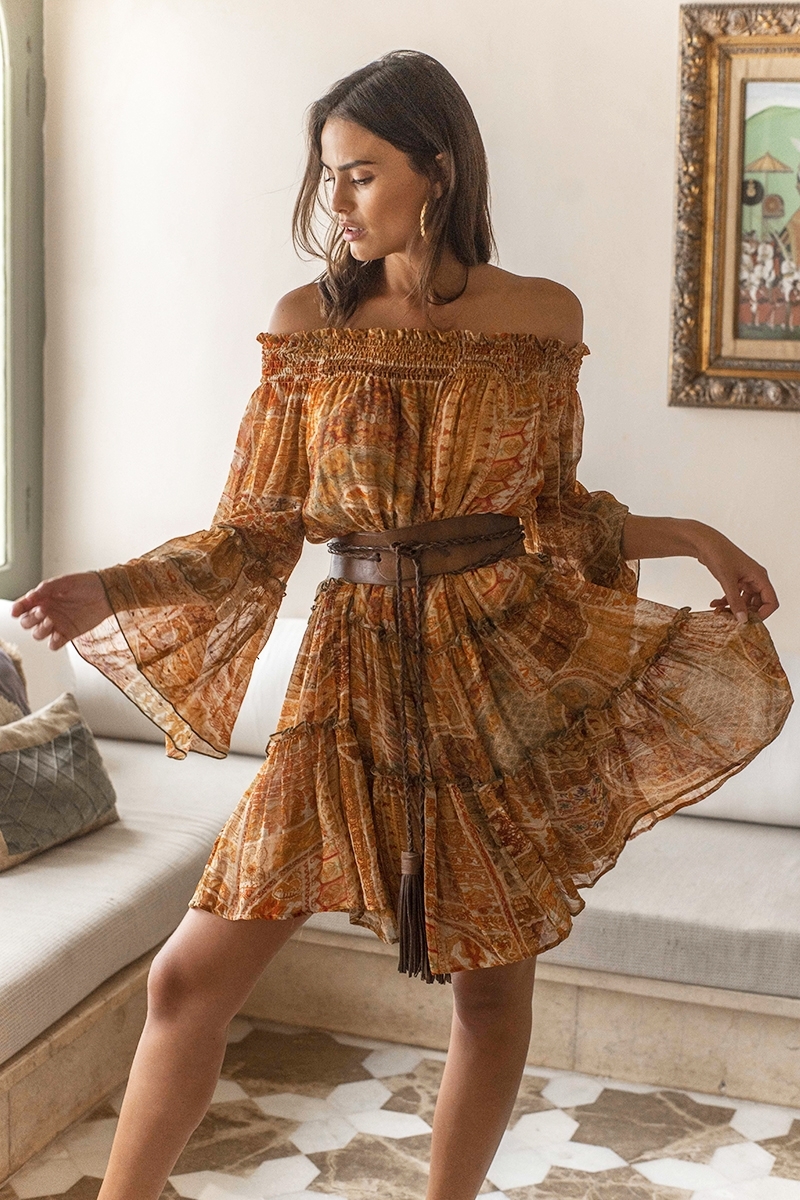 Robe courte Magdalena - style bohème féminin - Miss June Paris - 3