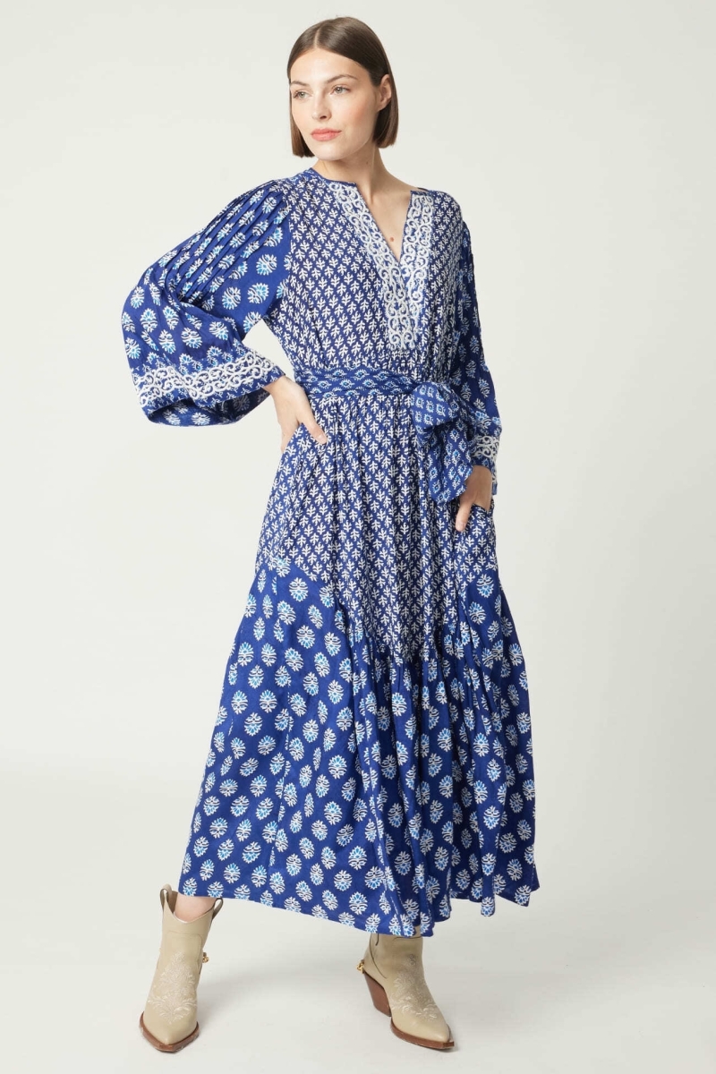 Langes Kleid Elise - Muster aus weißer Stickerei - Miss June Paris - 3