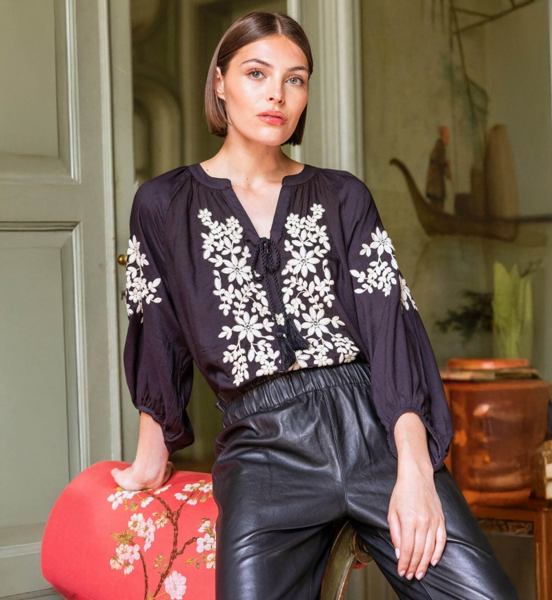 Blusa preta Noémie - Miss June Paris - 1