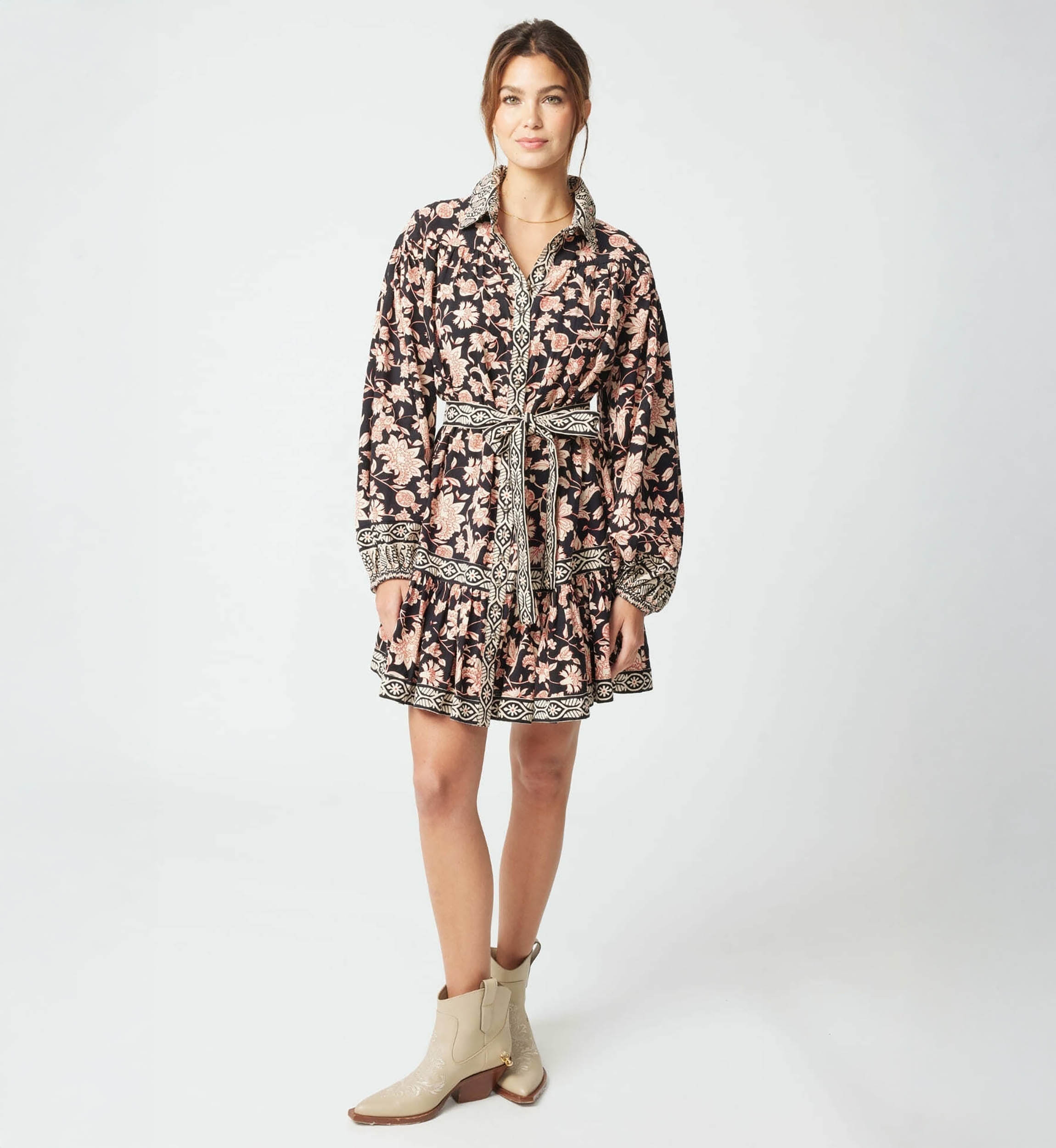 Robe courte Cassandra - motif fleuri - Miss June Paris - 3