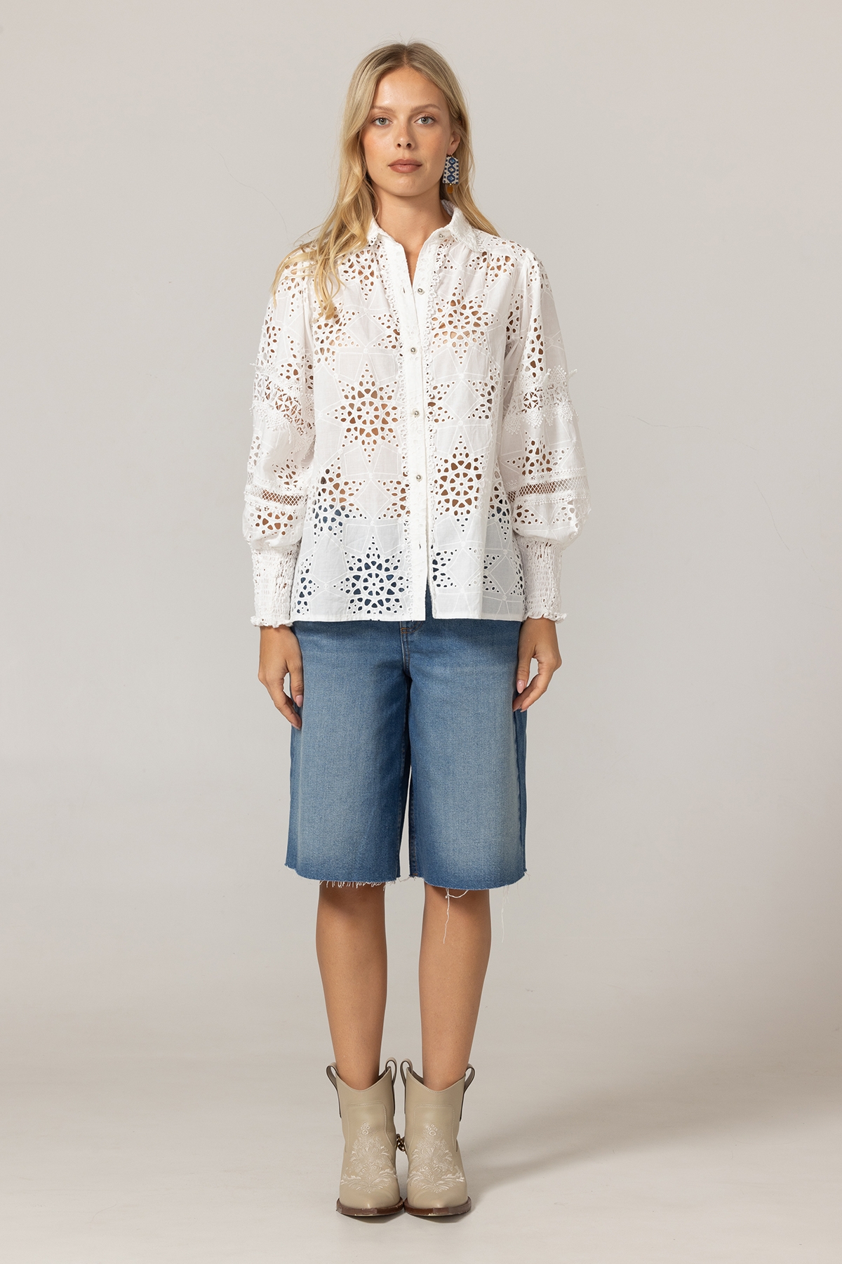 Farah Shirt - Starry Broderie Anglaise - 100% Cotton - Miss June Paris - 3