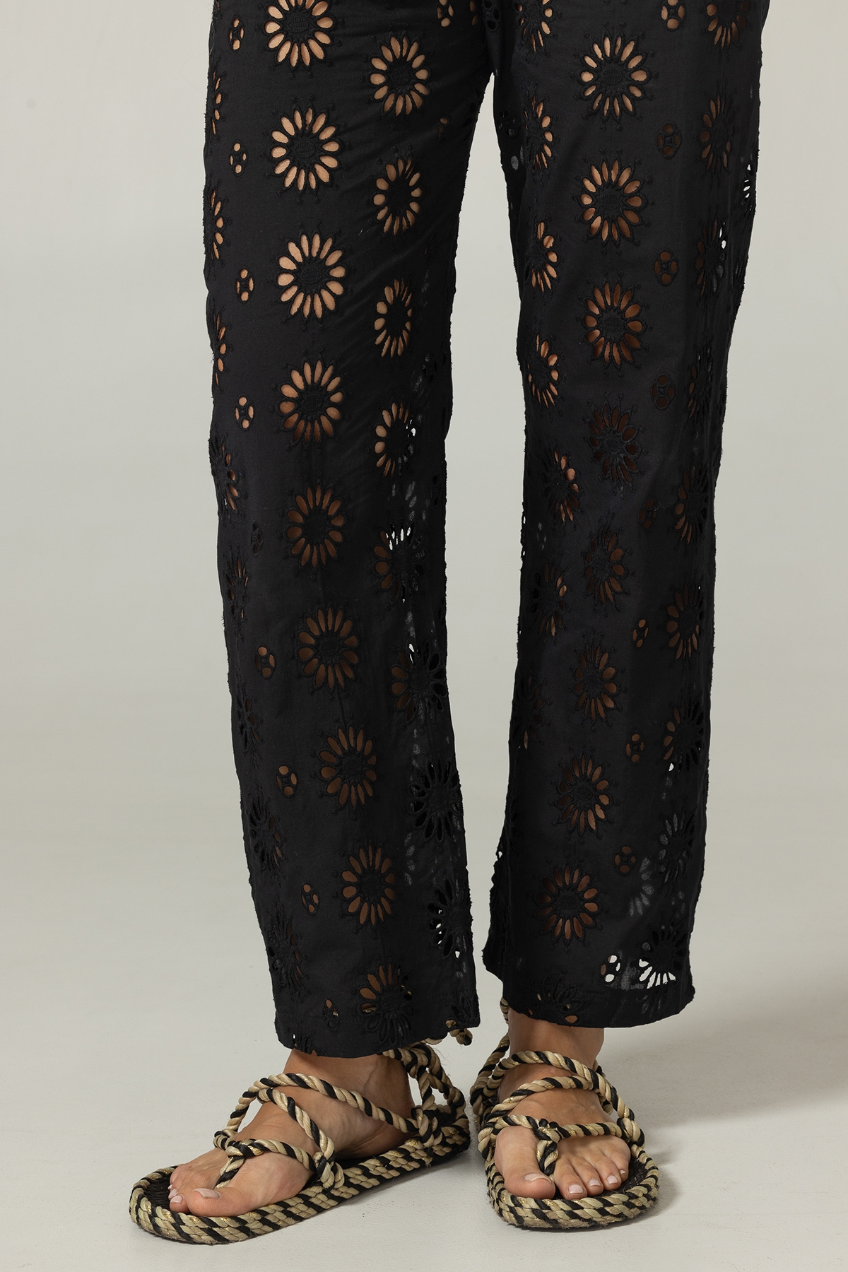 Sorbet Pants - English Embroidery - 100% Cotton - Miss June Paris - 10