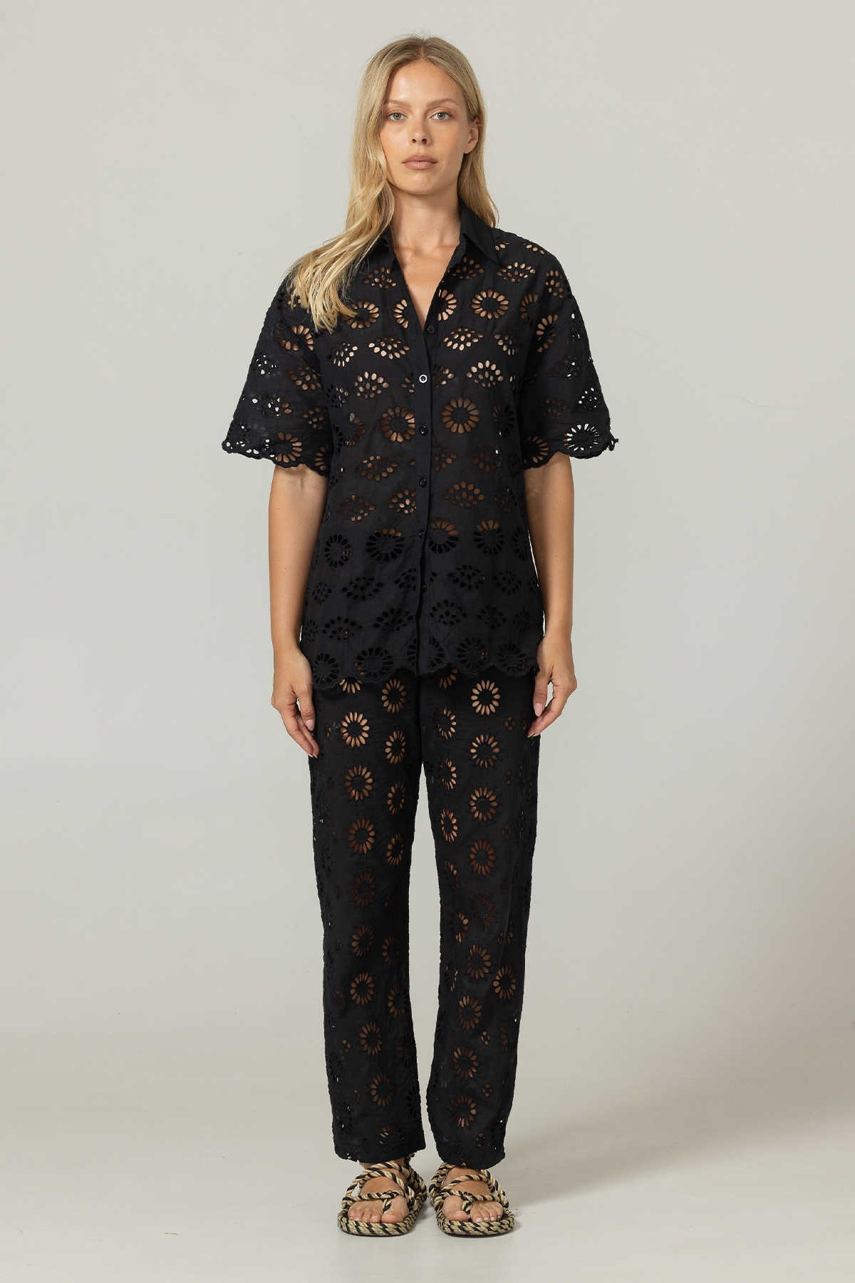 Mira shirt in eyelet embroidery - black - 100% cotton - Miss June Paris - 3