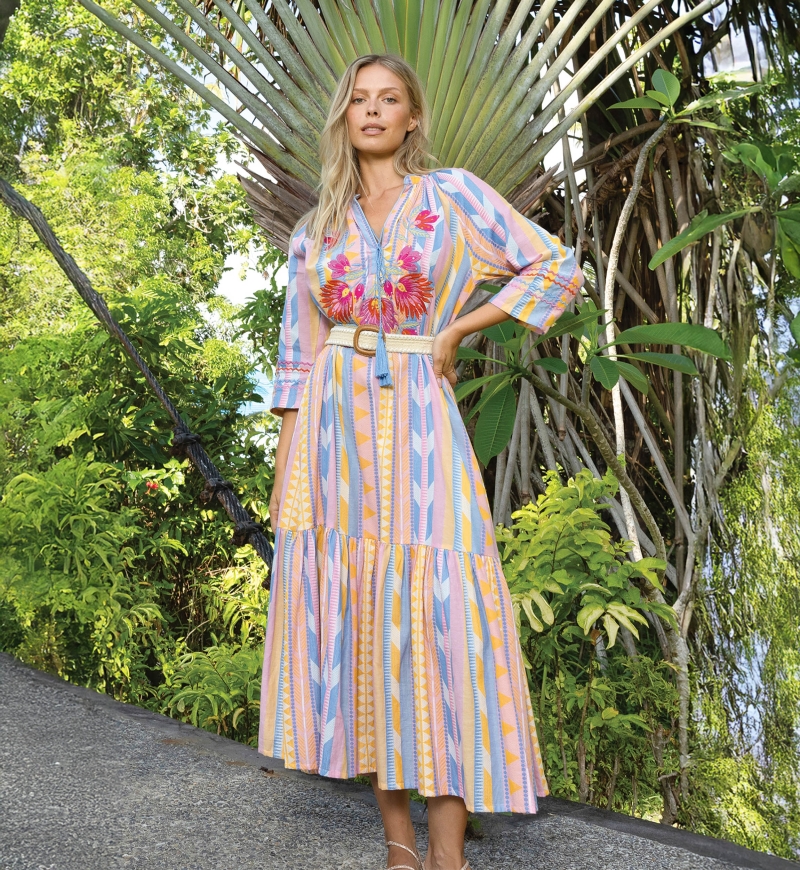 Langes Kleid Naya - Pastellstreifen - Blumenstickerei am Brustteil - 100% Baumwolle - Miss June Paris - 1