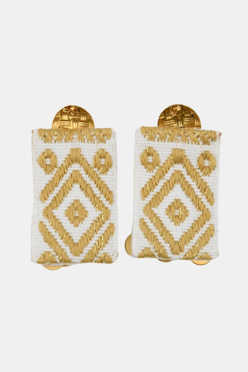 Pendientes Blusing – motivos dorados y blancos – estilo bohemio chic – Miss June Paris – 7