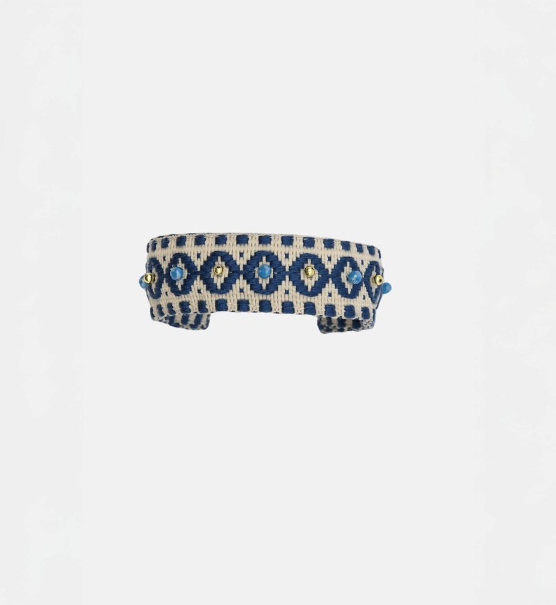 Riviera-Manschettenarmband – Weiß/Blau – Geometrische Muster – Goldene Perlen – Miss June Paris – 5