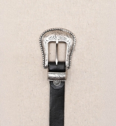 Schwarzer Montana-Gürtel aus Leder - Miss June Paris - 2