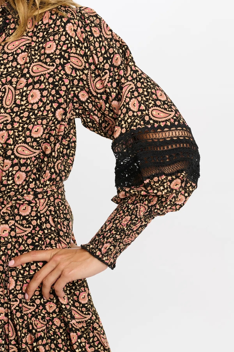 Vestido Curto Chloé