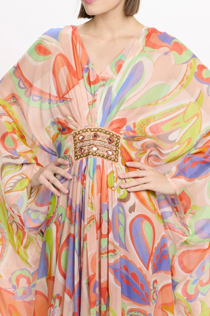 Kaftan Varda – Langer Kaftan mit langen Ärmeln und innenliegendem Gürtel, Stickerei aus 100 % Viskose – Miss June Paris - 3