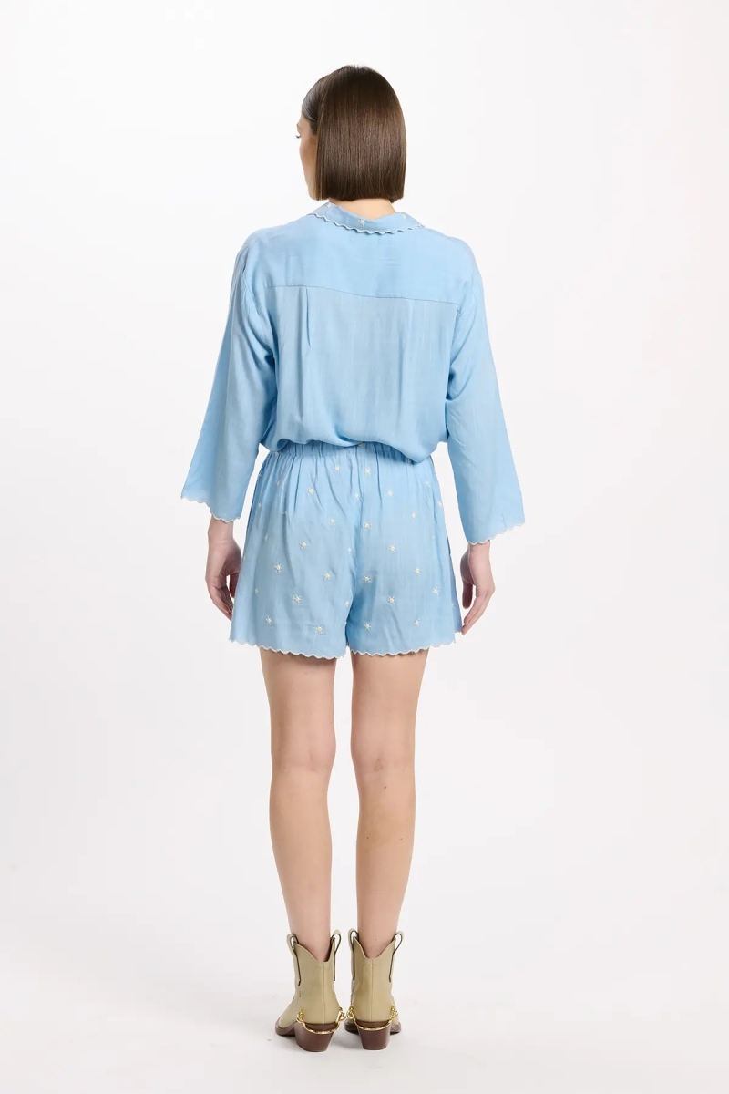 Short Lumi – Short avec poches, en rayonne avec broderies, 100 % rayonne – Miss June Paris - 7