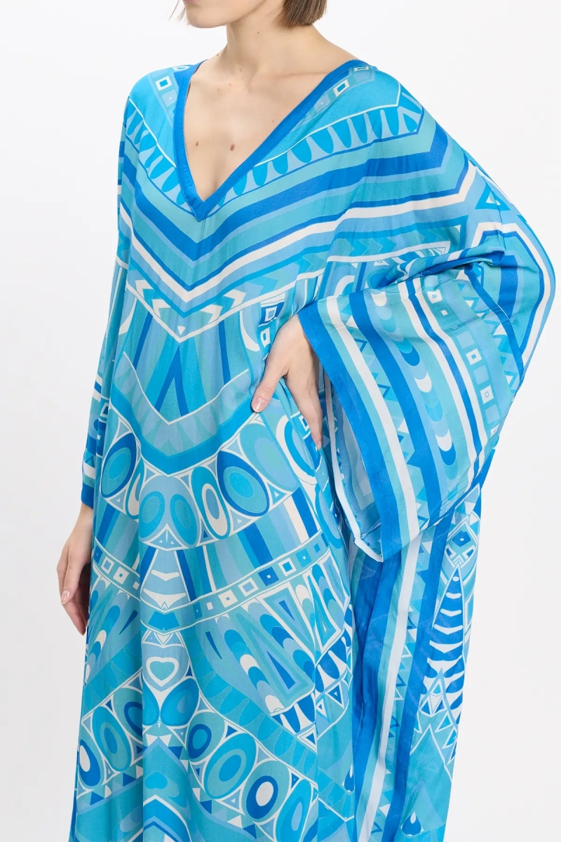 Miss June Paris — Kaftan Lang Brenda Blau