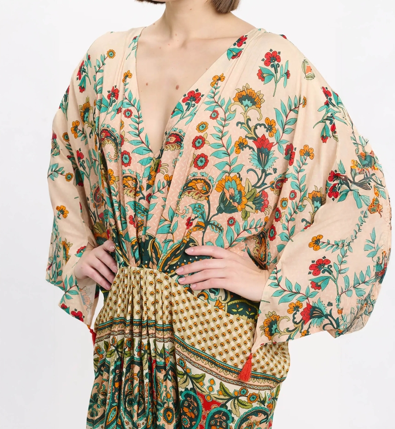 Caftan Jordana – Caftan long à manches longues avec pompons, en modal imprimé, 100 % modal – Miss June Paris - 3