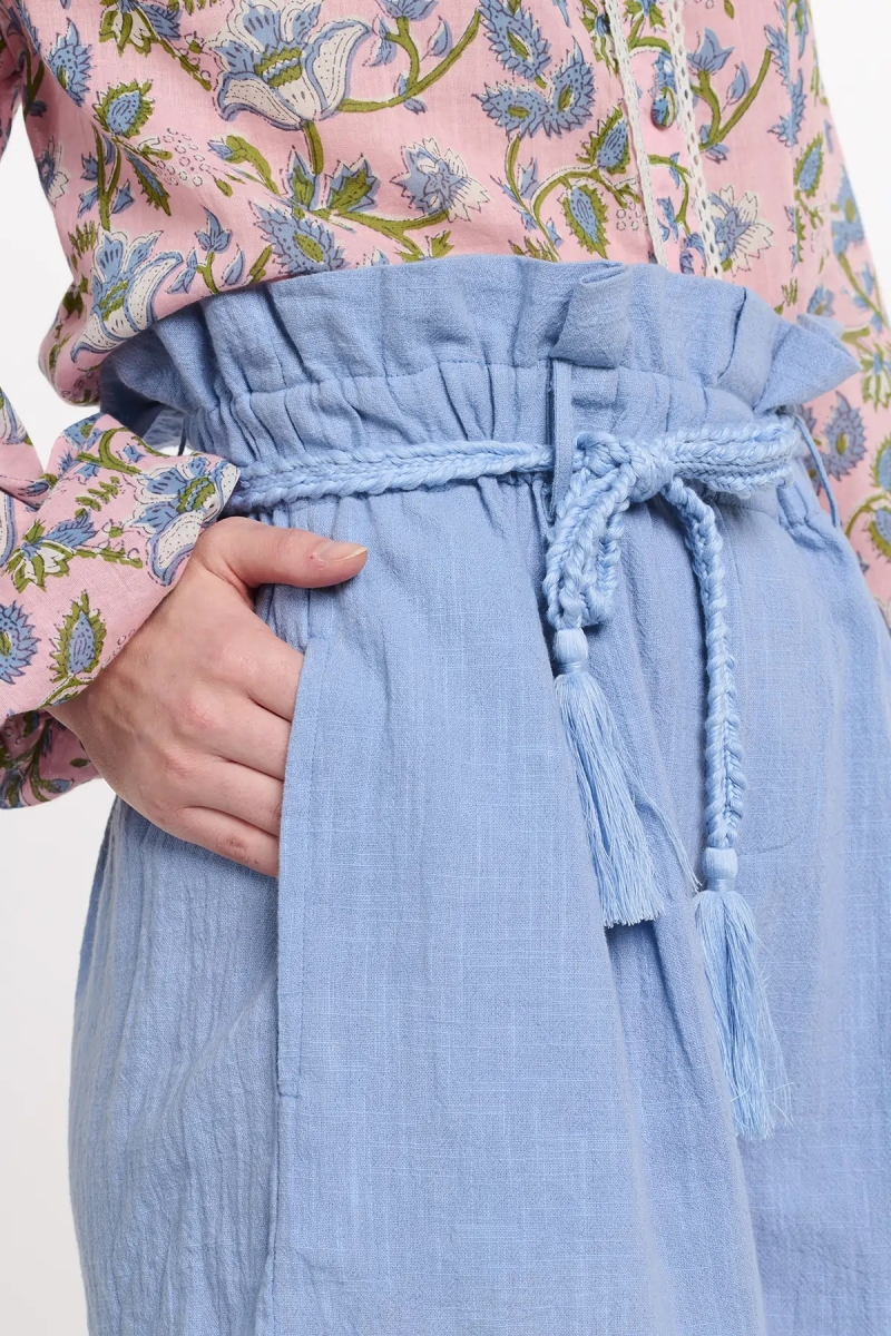 Shorts Luciana – Shorts mit Taschen und Gürtel, 100 % Baumwolle – Miss June Paris - 3