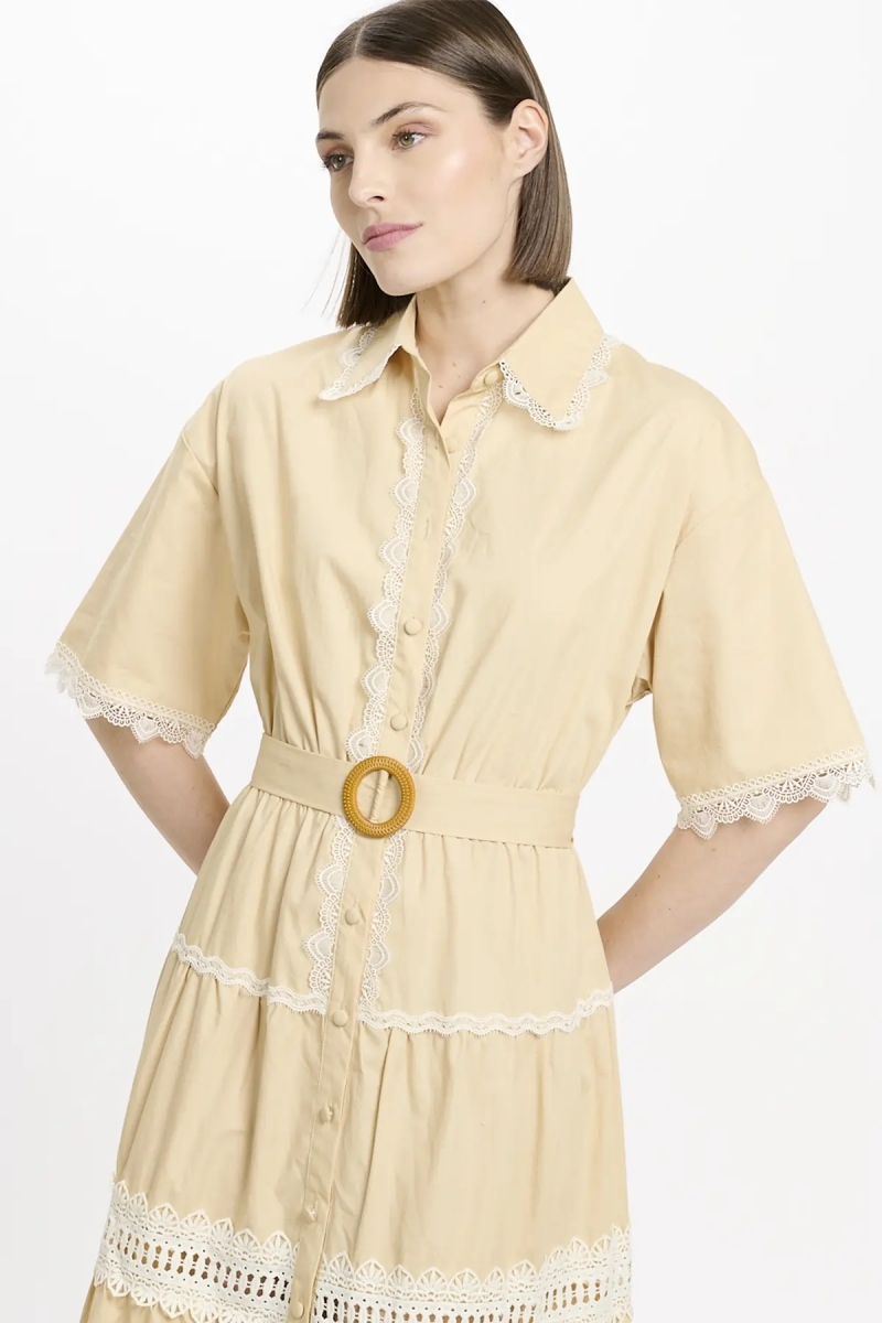Vestido Betty – Vestido longo com mangas curtas e cinto, em algodão com bordados e laços, 100 % algodão – Miss June Paris - 8