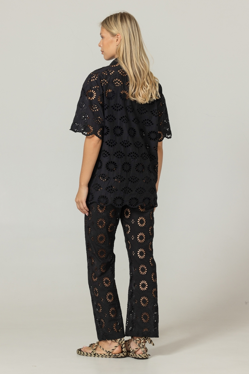 Camicetta Mira con ricami inglesi – nera – 100% cotone – Miss June Paris – 9