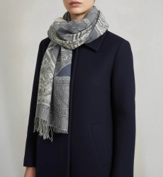 Miss June Paris — Julie Schal