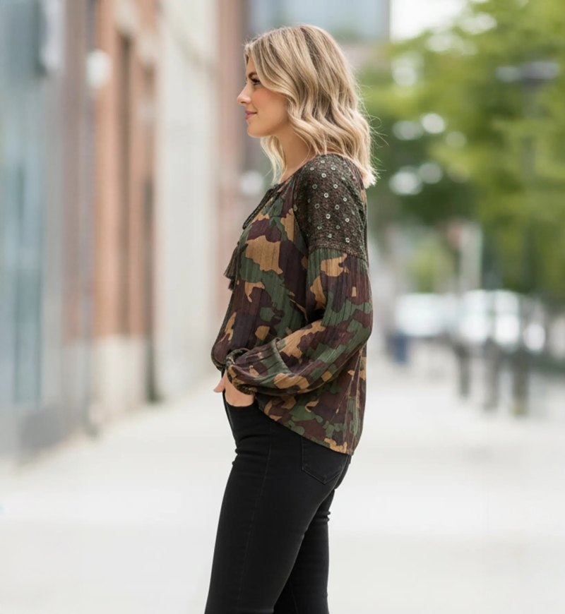 Miss June Paris — Blusa Army