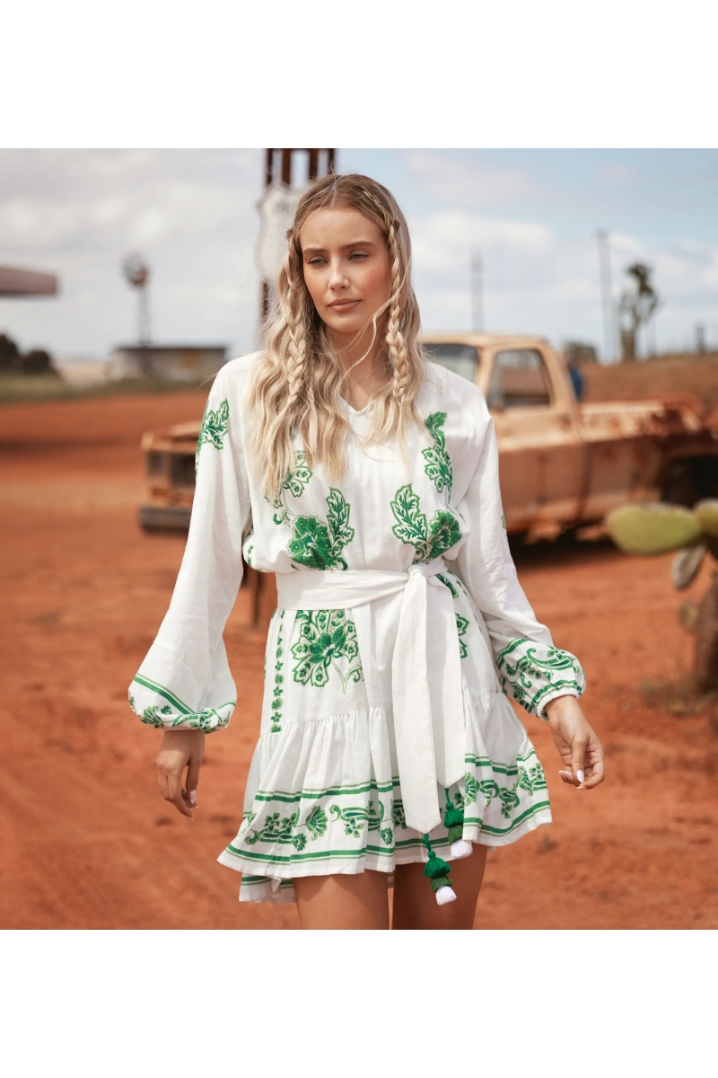 Miss June Paris — Kurzes Kleid Anika