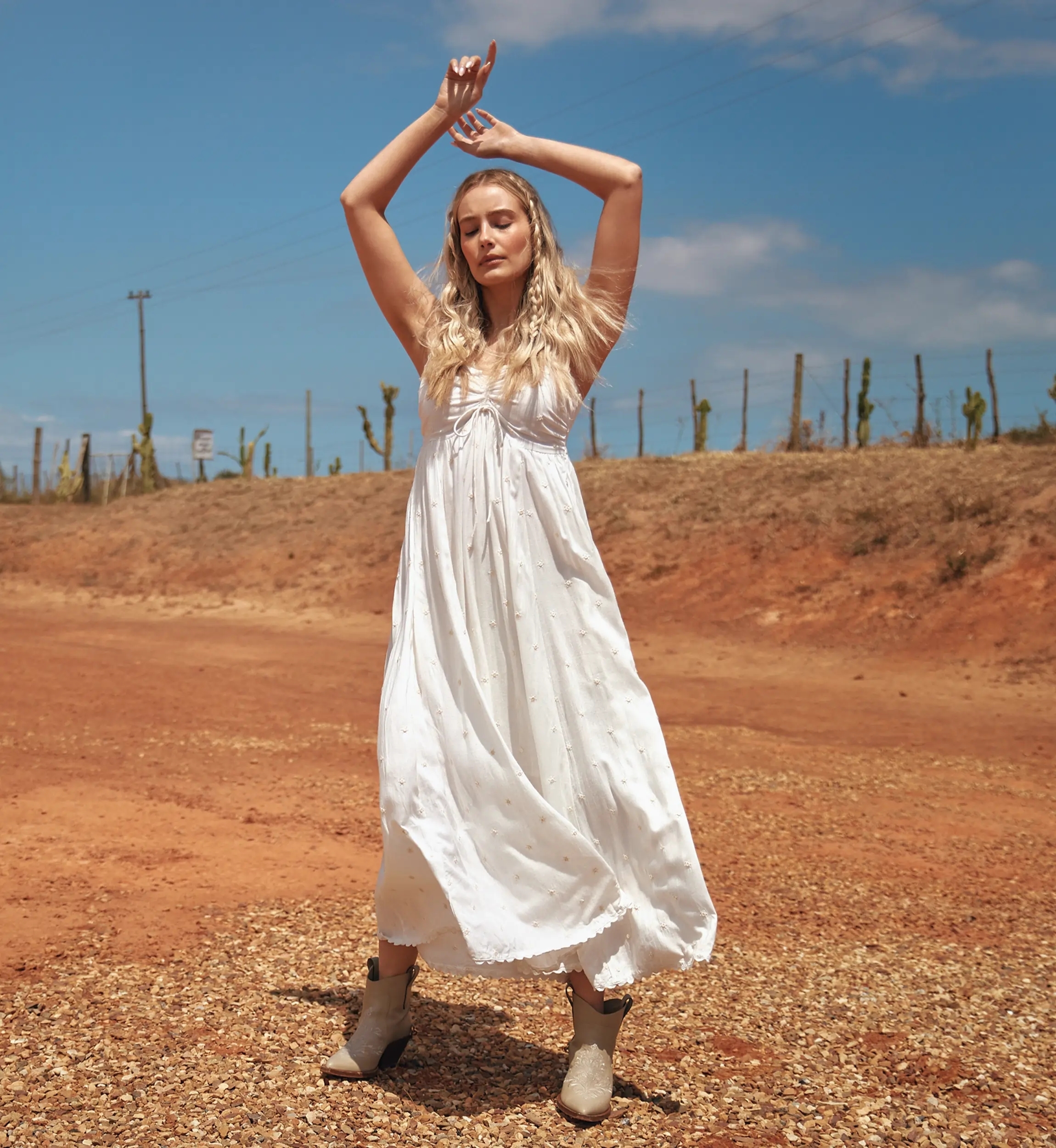 Miss June Paris — Abito Lungo Kahina