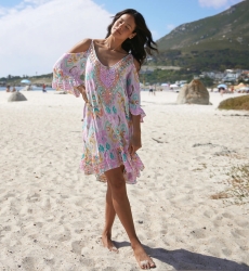 Miss June Paris — Kurzes Kleid Birds