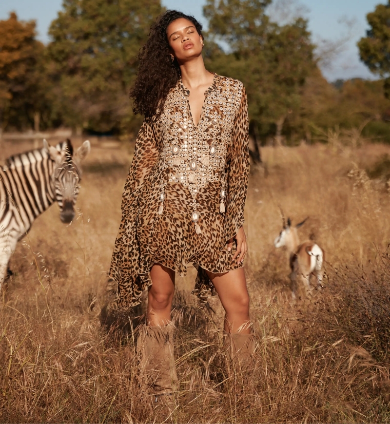 Miss June Paris — Kayla Caftano Corto