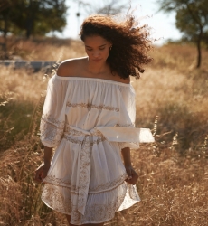 Miss June Paris — Vestido Curto Layla Bardot