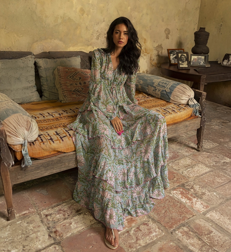 Rosa Long Dress – Flowy Fabric – Floral Print – Long Sleeves – Miss June Paris – 4