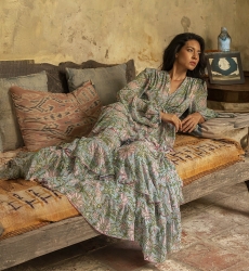 Vestido largo Rosa – Tejido fluido – Estampado floral – Manga larga – Miss June Paris – 2