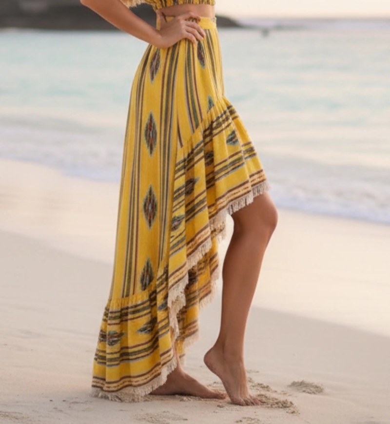 Miss June Paris — Lange Yucatan Rock