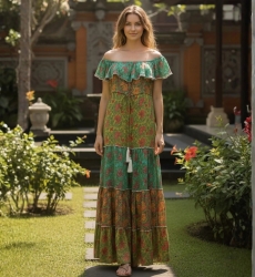 Miss June Paris — Langes Gardenia Kleid