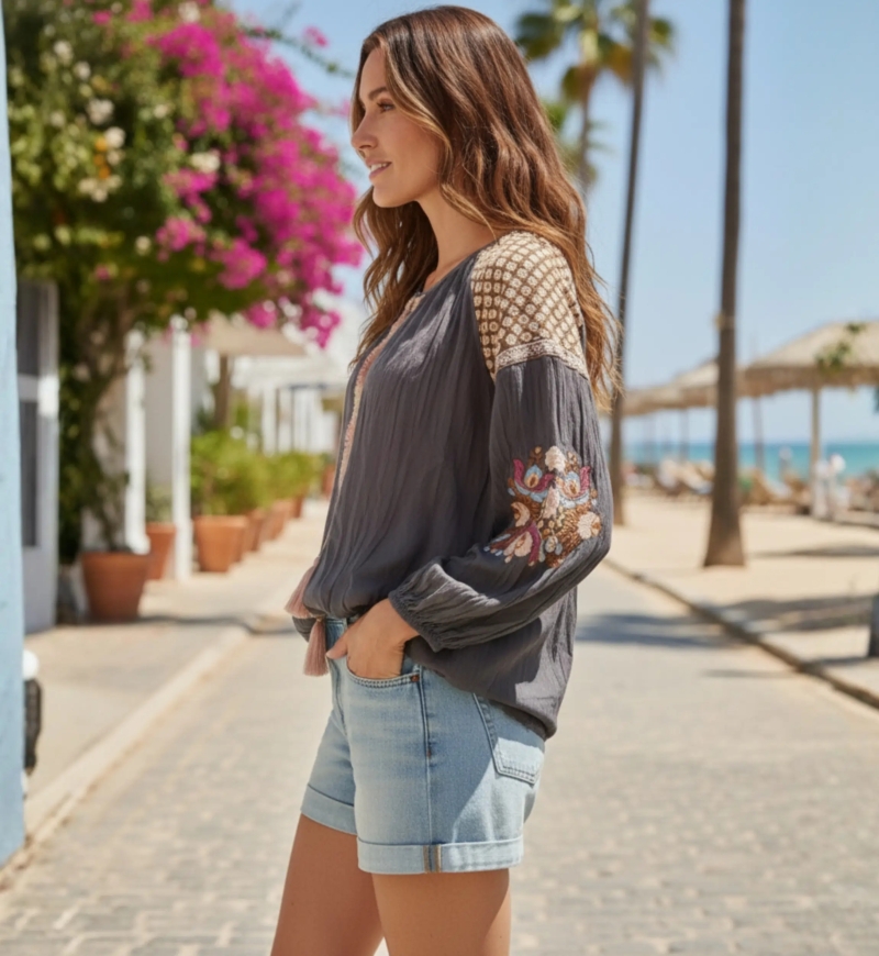 Miss June Paris — Bluse Russla