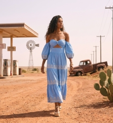 Vestido Largo Oxane Off-Shoulder en Algodón Bordado