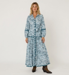 Langes Langarm Hemdblusenkleid in Hellblau und Dunkeltürkis mit Safari-Muster, Kragen, Knopfleiste, Bindegürtel.
