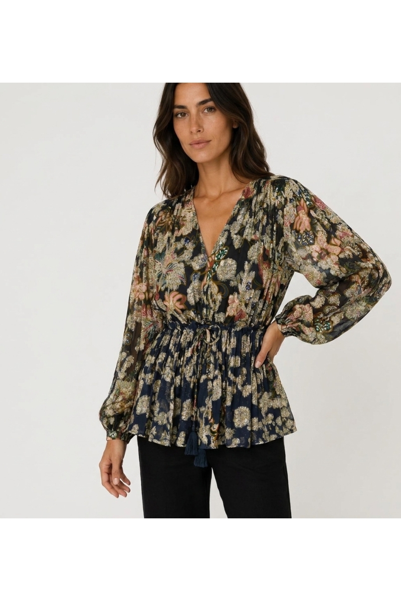 Transparente marineblaue Langarmbluse mit buntem Blumen- und Goldblattmuster, V-Ausschnitt, Tunnelzug in der Taille.