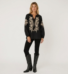 Schwarze Langarm-Bauernbluse mit V-Ausschnitt, Bindeband, cremefarbener Blumenstickerei, Leinenoptik.